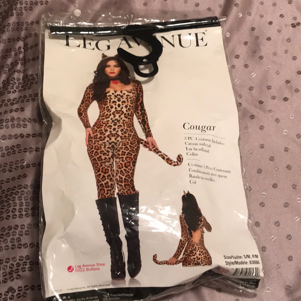 😻🎃Cougar Costume😻🎃